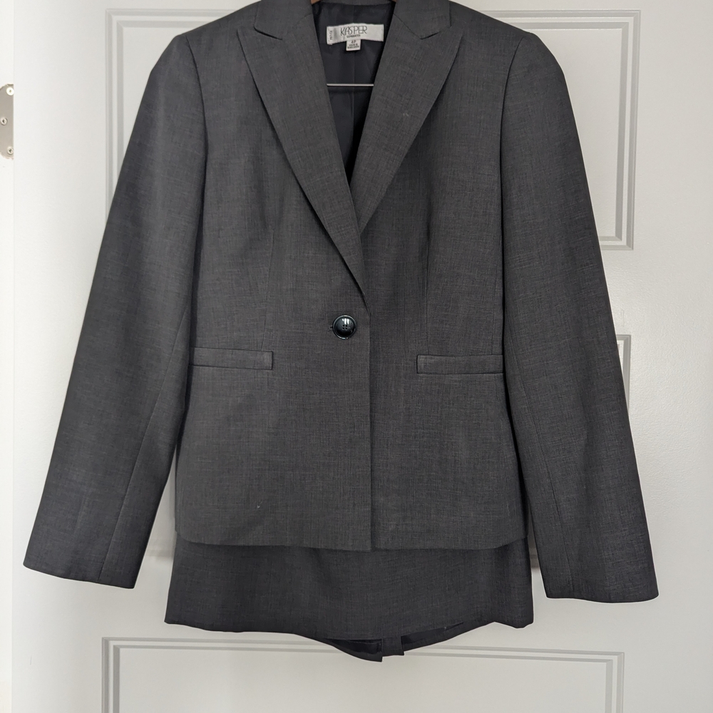 Kasper Grey Blazer And Suit Skirt Set